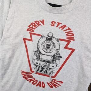 Pennsylvania Railroad Derry Station Train Vintage 90s Screen Stars T-Shirt Small